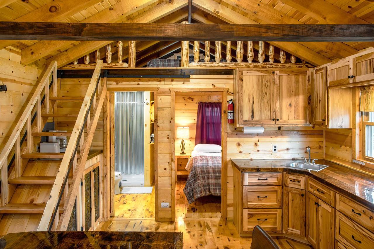 Big River Escape Riverside Cabins Buffalo City Exterior photo